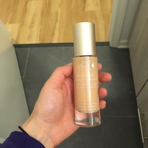 100% Pure Bamboo Blur Foundation Peach Bisque